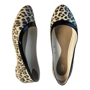 CROCS Comfort Women's Size 8 Lina Ballet Flats Shoes Leopard Print Slip On